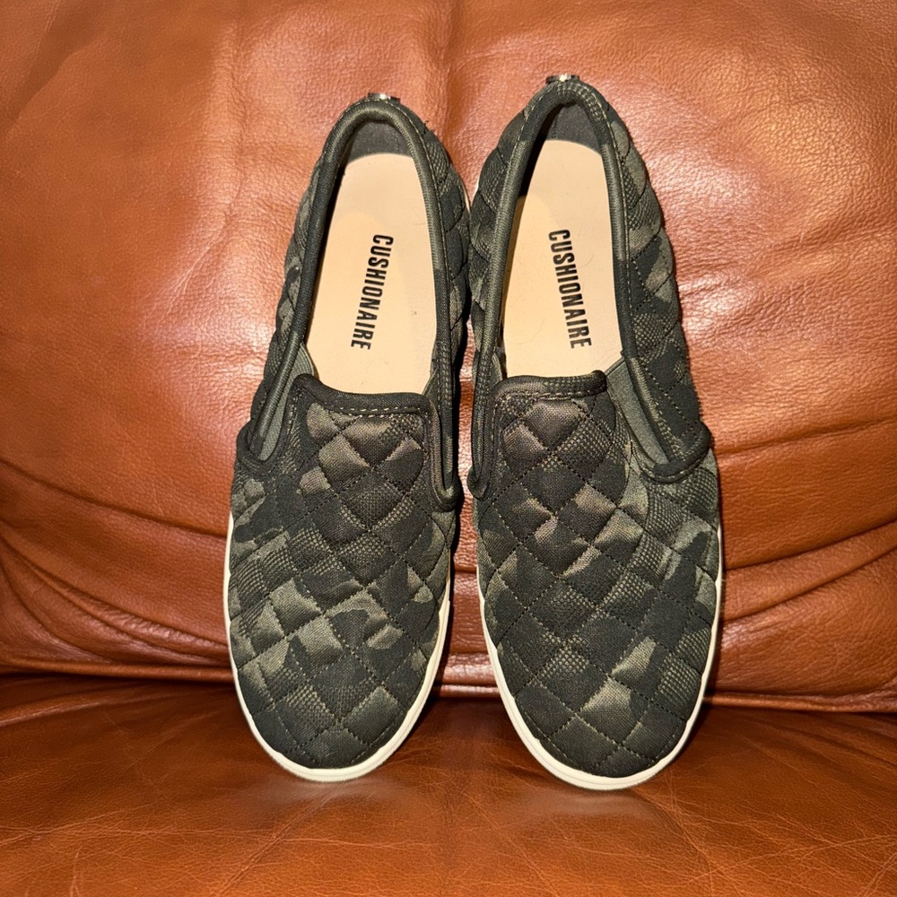 Cushionaire Quilted Slip-On Sneakers - Black